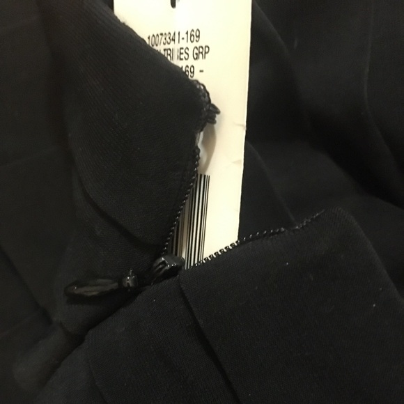 Anne Klein sz 6 All Around Multi Layered Black Dress with Layered Satin Accent - Picture 5 of 8